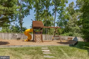 122 Shepherdson Ln NE, Vienna, VA 22180 - Photo 40