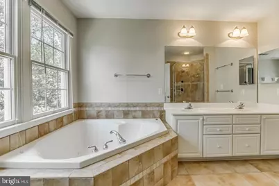 122 Shepherdson Lane NE, Vienna, VA 22180 - Photo 22