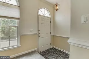 122 Shepherdson Ln NE, Vienna, VA 22180 - Photo 4