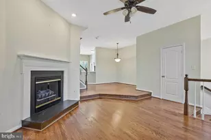 12025 Edgemere Cir, Reston, VA 20190 - Photo 4