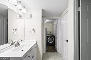 5915 Havener House Way, Centreville, VA 20120 - Photo 22