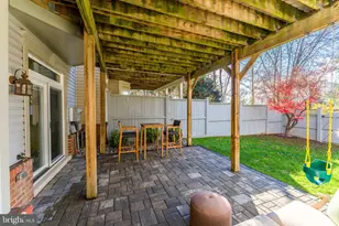 12222 Dorrance Ct, Reston, VA 20190 - Photo 6