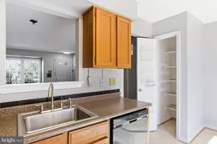 5680 White Dove Ln, Clifton, VA 20124 - Photo 12