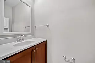 3321 Buckeye Ln, Fairfax, VA 22033 - Photo 10