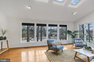 6114 Beachway Dr, Falls Church, VA 22041 - Photo 1