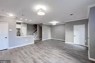 11319 Aristotle Dr, Fairfax, VA 22030 - Photo 4