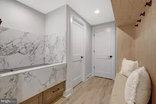 6514 Byrnes Dr, McLean, VA 22101 - Photo 92