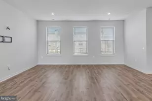 13505 Sayward Blvd, Herndon, VA 20171 - Photo 12