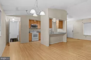 8406 Rainbow Bridge Ln, Springfield, VA 22153 - Photo 1