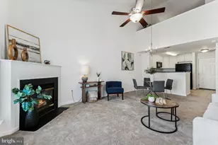 3810 Lightfoot St, Chantilly, VA 20151 - Photo 4