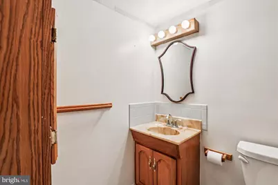 6147 Leesburg Pike #107, Falls Church, VA 22041 - Photo 30