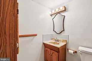 6147 Leesburg Pike, Falls Church, VA 22041 - Photo 30