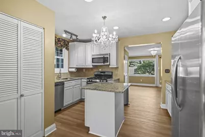 6816 Arlington Boulevard, Falls Church, VA 22042 - Photo 10