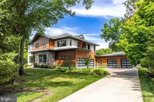 9604 Pembroke Pl, Vienna, VA 22182 - Photo 1