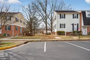 6015 Ticonderoga Ct, Burke, VA 22015 - Photo 4