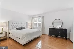 5734 Edgewater Oak Ct, Burke, VA 22015 - Photo 12