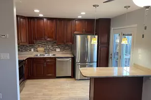 13684 Wildflower Ln, Clifton, VA 20124 - Photo 2