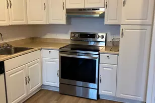 6800 Fleetwood Rd, McLean, VA 22101 - Photo 10
