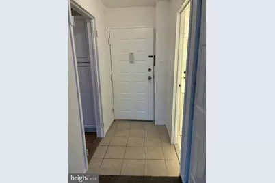 6800 Fleetwood Road #705, McLean, VA 22101 - Photo 2