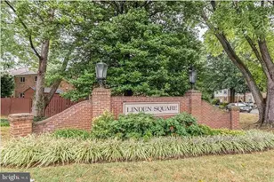 9626 Lindenbrook St, Fairfax, VA 22031 - Photo 4