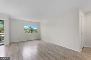 8001 Chanute Pl, Falls Church, VA 22042 - Photo 8