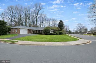 8100 Langbrook Rd, Springfield, VA 22152 - Photo 1