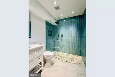 816 Utterback Store Road, Great Falls, VA 22066 - Photo 16