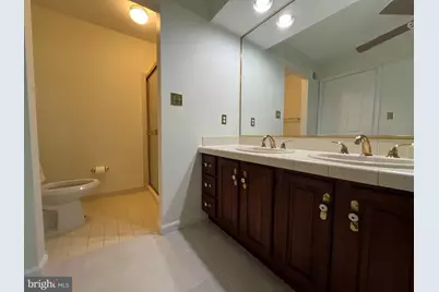 12002 Lisa Marie Court, Fairfax, VA 22033 - Photo 20