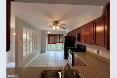 12002 Lisa Marie Court, Fairfax, VA 22033 - Photo 6