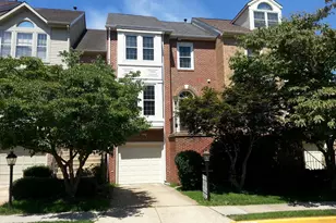 12002 Lisa Marie Ct, Fairfax, VA 22033 - Photo 1