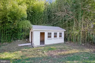 2627 Five Oaks Rd, Vienna, VA 22181 - Photo 78