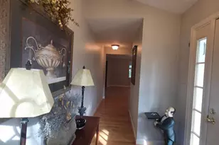 2627 Five Oaks Rd, Vienna, VA 22181 - Photo 8