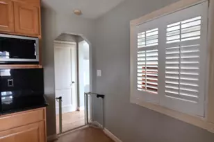 2627 Five Oaks Rd, Vienna, VA 22181 - Photo 28