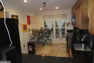 12249 Wye Oak Commons Cir, Burke, VA 22015 - Photo 18