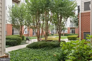2665 Prosperity Ave, Fairfax, VA 22031 - Photo 8