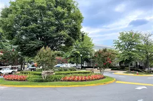 1641 International Dr, McLean, VA 22102 - Photo 2