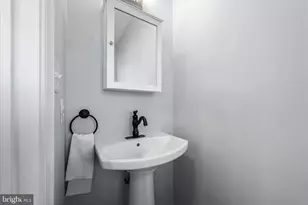 5211 Inverchapel Rd, Springfield, VA 22151 - Photo 26