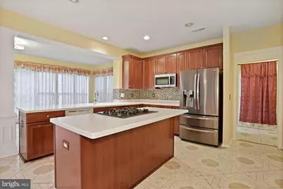 2388 Dakota Lakes Drive, Herndon, VA 20171 - Photo 20