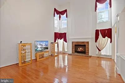 2388 Dakota Lakes Drive, Herndon, VA 20171 - Photo 14