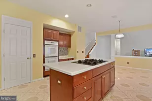 2388 Dakota Lakes Dr, Herndon, VA 20171 - Photo 22