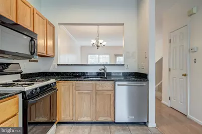 11444 Heritage Commons Way, Reston, VA 20194 - Photo 12