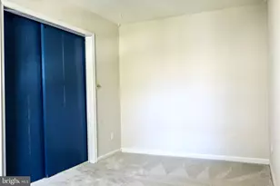 8358 Dunham Ct, Springfield, VA 22152 - Photo 10