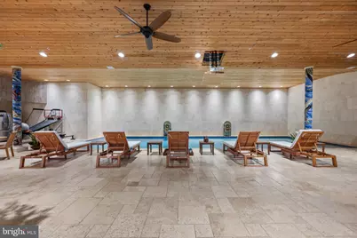 612 Rivercrest Drive, McLean, VA 22101 - Photo 4