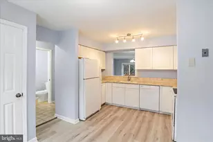 6105 Castletown Way, Alexandria, VA 22310 - Photo 6