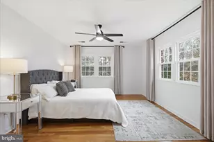 10412 Samaga Dr, Oakton, VA 22124 - Photo 14