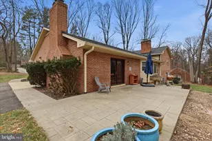 10412 Samaga Dr, Oakton, VA 22124 - Photo 30