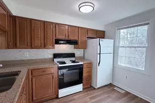 13624 Forest Pond Ct, Centreville, VA 20121 - Photo 6