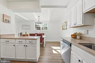 14444 Cool Oak Ln, Centreville, VA 20121 - Photo 10