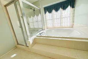 3025 Rosemoor Ln, Fairfax, VA 22031 - Photo 14