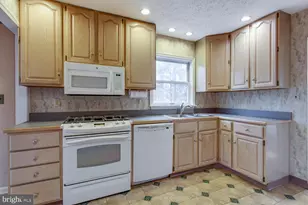 12225 Tall Pines Ct, Fairfax, VA 22030 - Photo 56